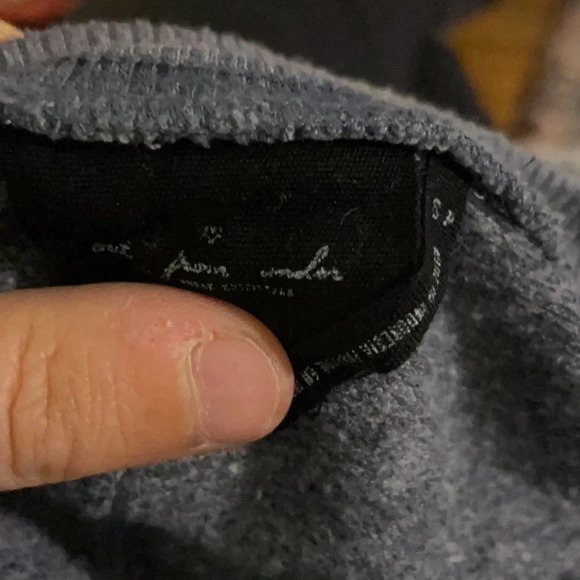 Urban Outfitters / Out from Under Patty Puff Sleeve Cropped Sweatshirt Sz Small - Picture 3 of 8